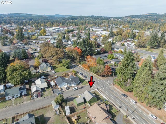 2303 LONG St, Sweet Home, OR 97386