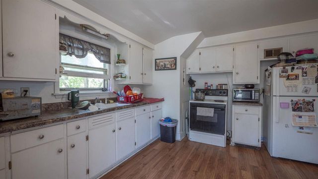 309 W FOND DU LAC STREET, Ripon, WI 54971