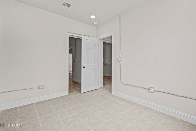 1209 WYOMING Avenue, El Paso, TX 79902