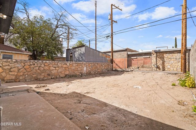 1209 WYOMING Avenue, El Paso, TX 79902