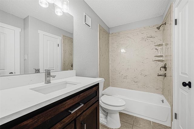 7050 Inwood Park Drive 113, Houston, TX 77088