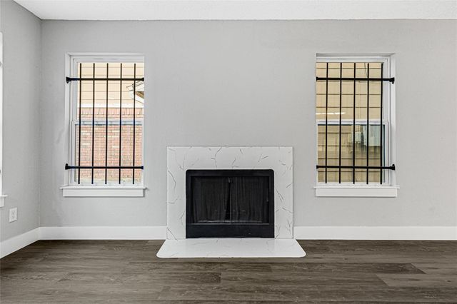 7050 Inwood Park Drive 113, Houston, TX 77088