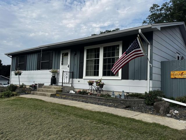 891 Chapel Drive, Milton, WI 53563
