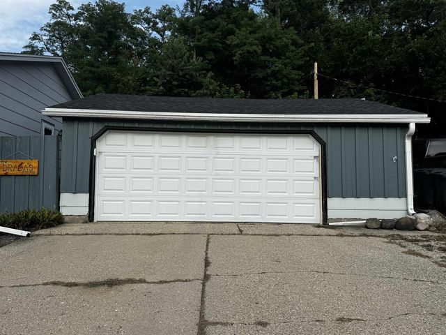 891 Chapel Drive, Milton, WI 53563
