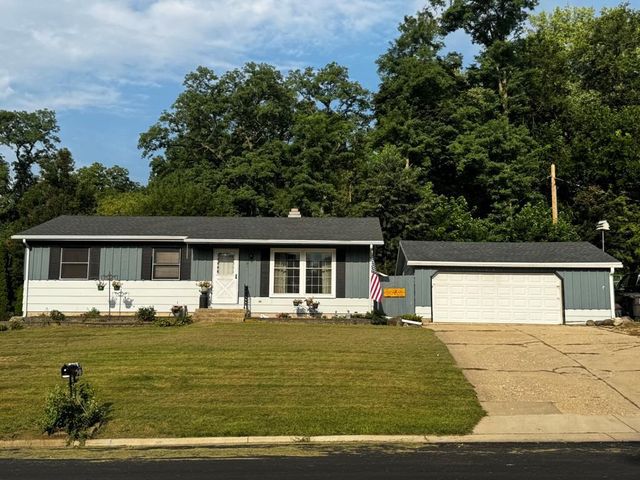 891 Chapel Drive, Milton, WI 53563