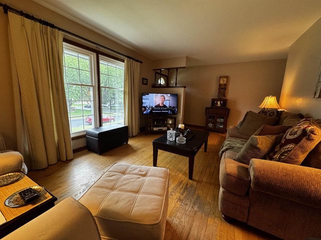 891 Chapel Drive, Milton, WI 53563