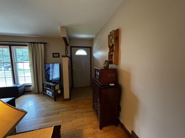 891 Chapel Drive, Milton, WI 53563