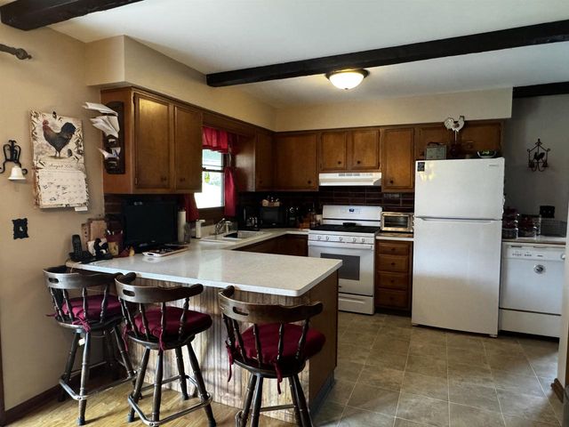 891 Chapel Drive, Milton, WI 53563