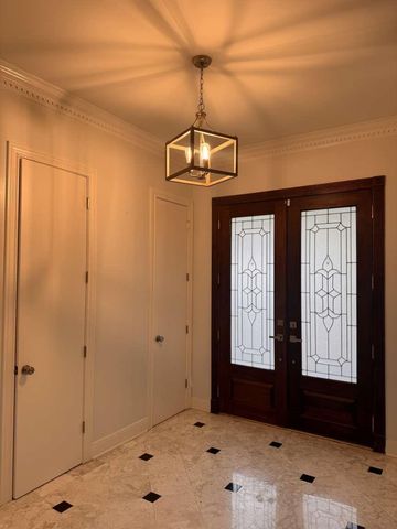 1901 Potomac Drive C, Houston, TX 77057