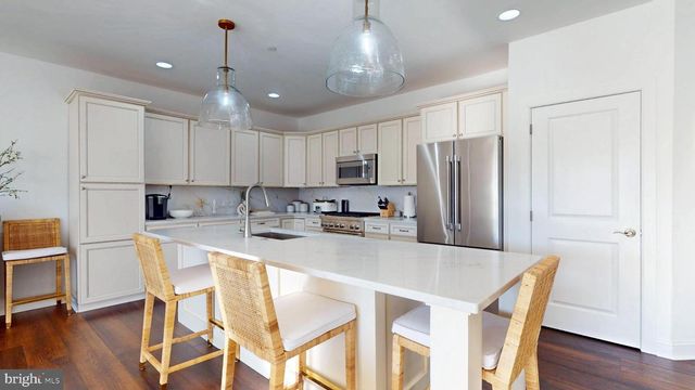 1803 PLEASANT AVE, Somers Point, NJ 08244