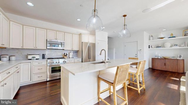 1803 PLEASANT AVE, Somers Point, NJ 08244