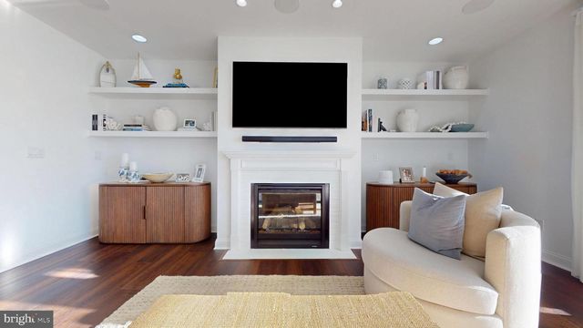 1803 PLEASANT AVE, Somers Point, NJ 08244