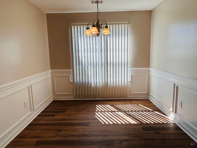 311 Cosmos Avenue, Bonaire, GA 31005