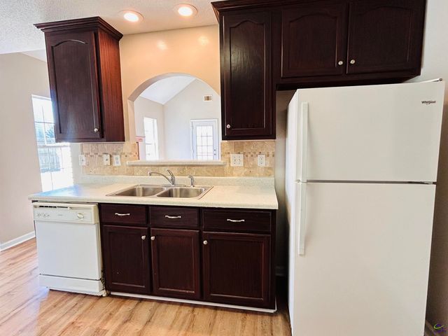 311 Cosmos Avenue, Bonaire, GA 31005