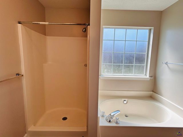 311 Cosmos Avenue, Bonaire, GA 31005