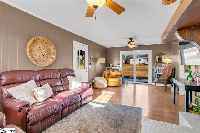 141 Mcjunkin Drive, Pickens, SC 29671