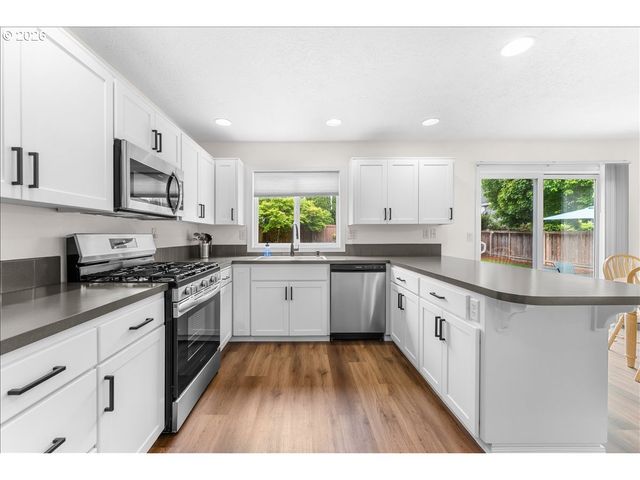 14053 Se 120TH Pl, Clackamas, OR 97015