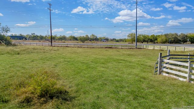 20596 Trumbo, San Antonio, TX 78264