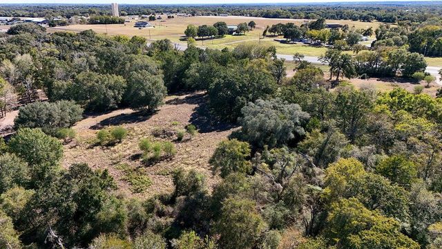 5126 Highway 290 W, Brenham, TX 77833