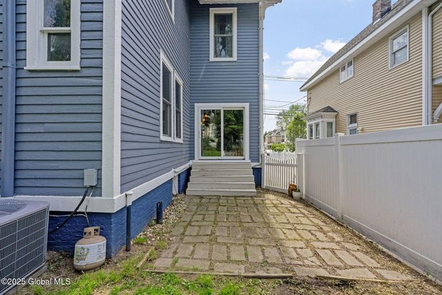 265 Pawling Avenue, Troy, NY 12180