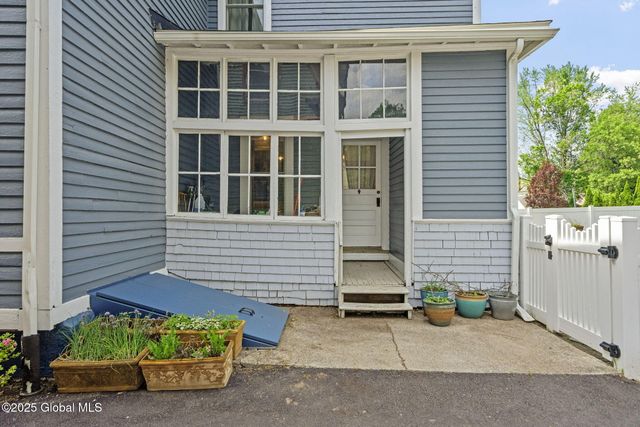 265 Pawling Avenue, Troy, NY 12180