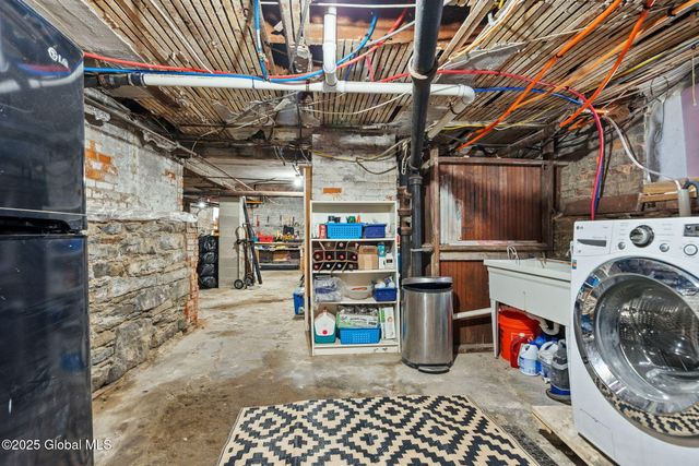 265 Pawling Avenue, Troy, NY 12180