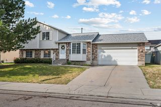 6834 S CYCLAMEN DR, West Jordan, UT 84081