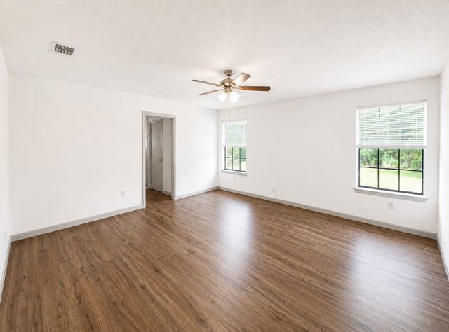 2401 Stephen Lee Drive, Fort Worth, TX 76119