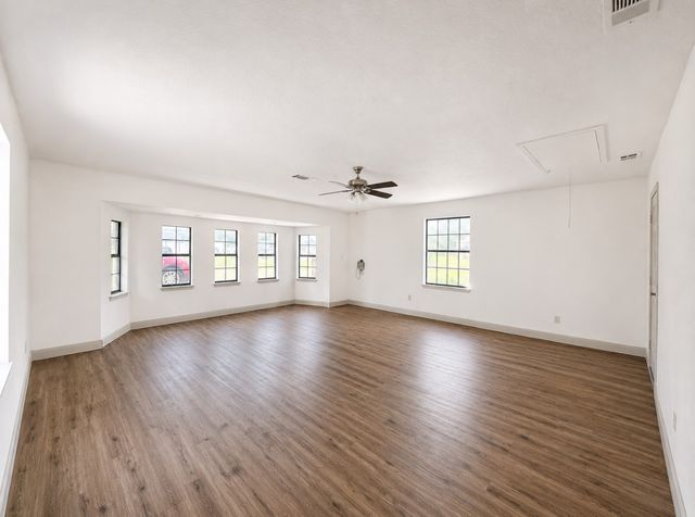 2401 Stephen Lee Drive, Fort Worth, TX 76119