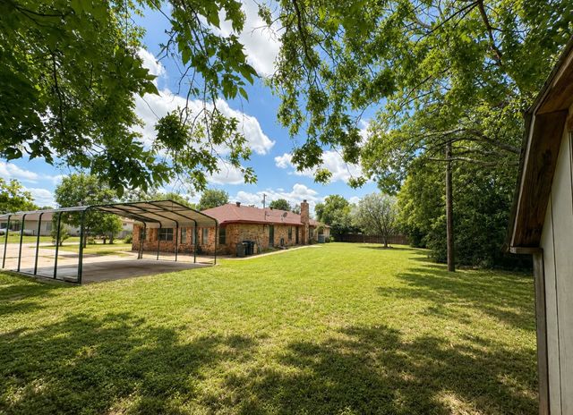 2401 Stephen Lee Drive, Fort Worth, TX 76119
