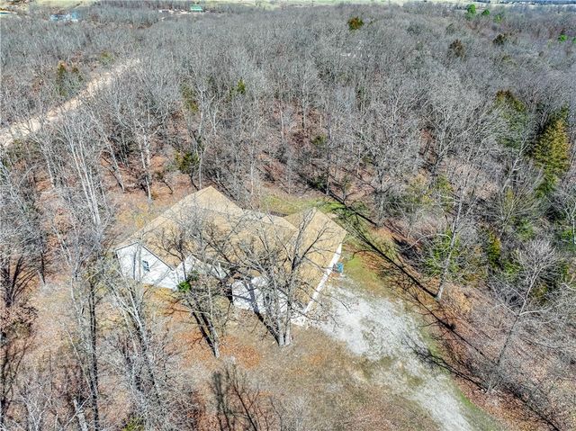 525 County Road 645, Green Forest, AR 72638