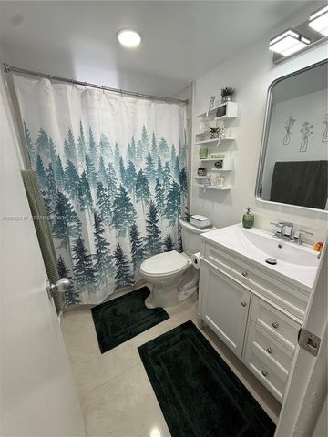 1725 W 60th St F322, Hialeah, FL 33012