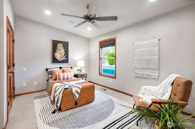 2004 Valley View Drive, Lake Stevens, WA 98258