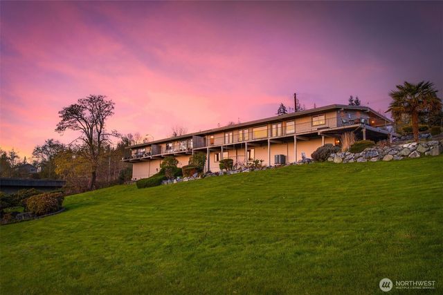 2004 Valley View Drive, Lake Stevens, WA 98258