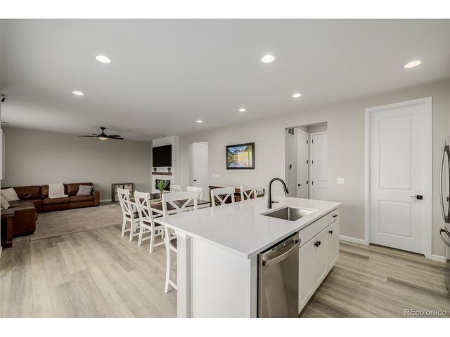 521 Bear Peak Ct, Erie, CO 80516