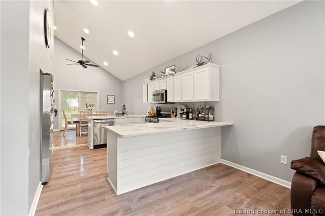 9434 Harrison St, Greenville, IN 47124