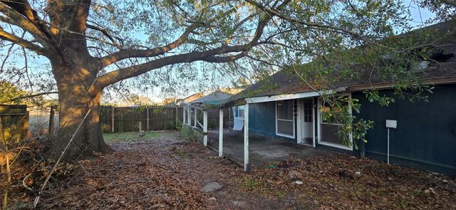 1011 Memorial Glen Drive, Humble, TX 77338