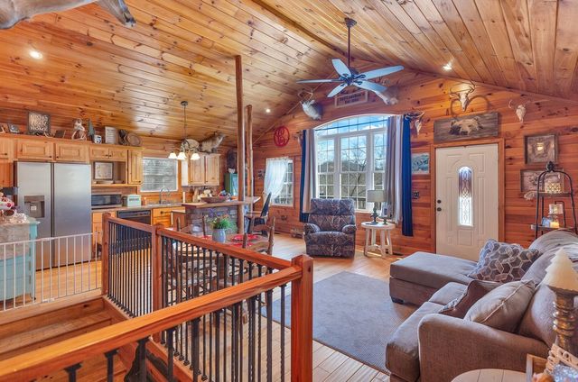 255 Kari Drive, Westminster, SC 29693