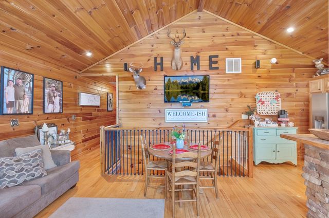 255 Kari Drive, Westminster, SC 29693