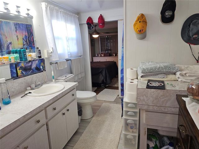 18675 US HIGHWAY 19 N 454, Clearwater, FL 33764