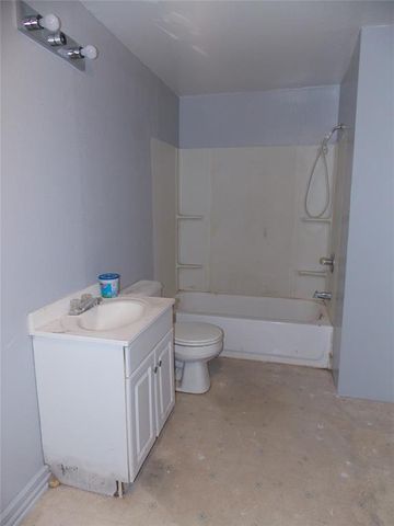 132 S Eden Street, Shawnee, OK 74801