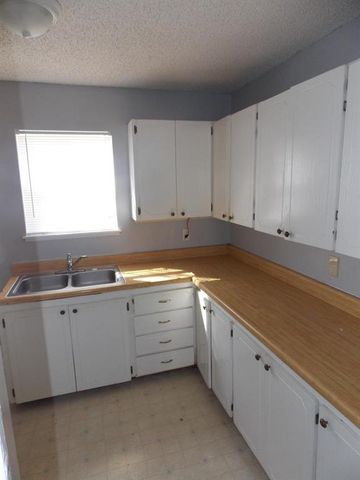 132 S Eden Street, Shawnee, OK 74801