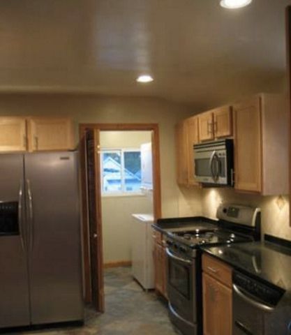 2923 N Marmora Avenue, Chicago, IL 60634