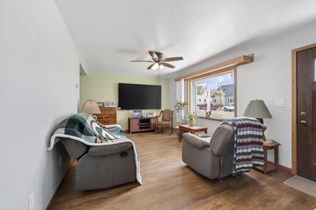 125 Clark STREET S, West Salem, WI 54669