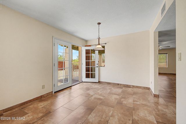 4943 E Calle Capistrano, Tucson, AZ 85718