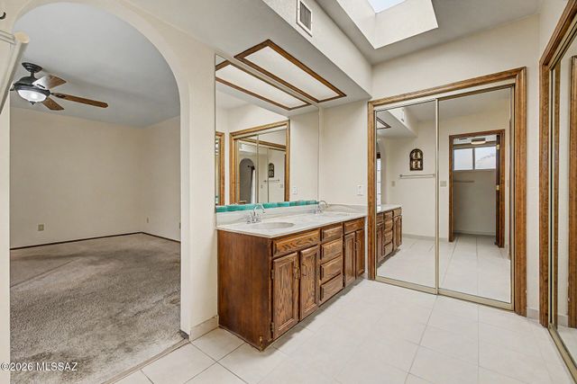4943 E Calle Capistrano, Tucson, AZ 85718