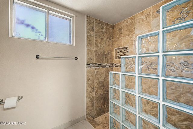 4943 E Calle Capistrano, Tucson, AZ 85718