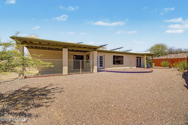4943 E Calle Capistrano, Tucson, AZ 85718