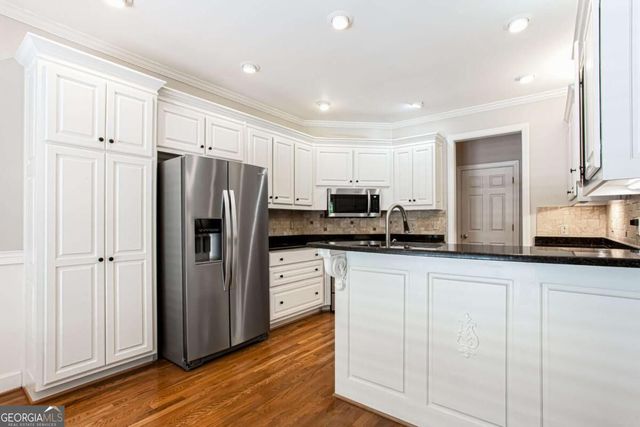 885 Rose Brook Drive, Lawrenceville, GA 30045