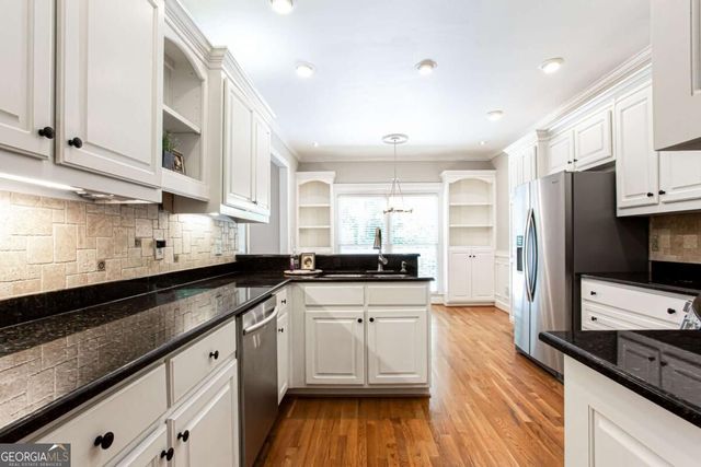 885 Rose Brook Drive, Lawrenceville, GA 30045